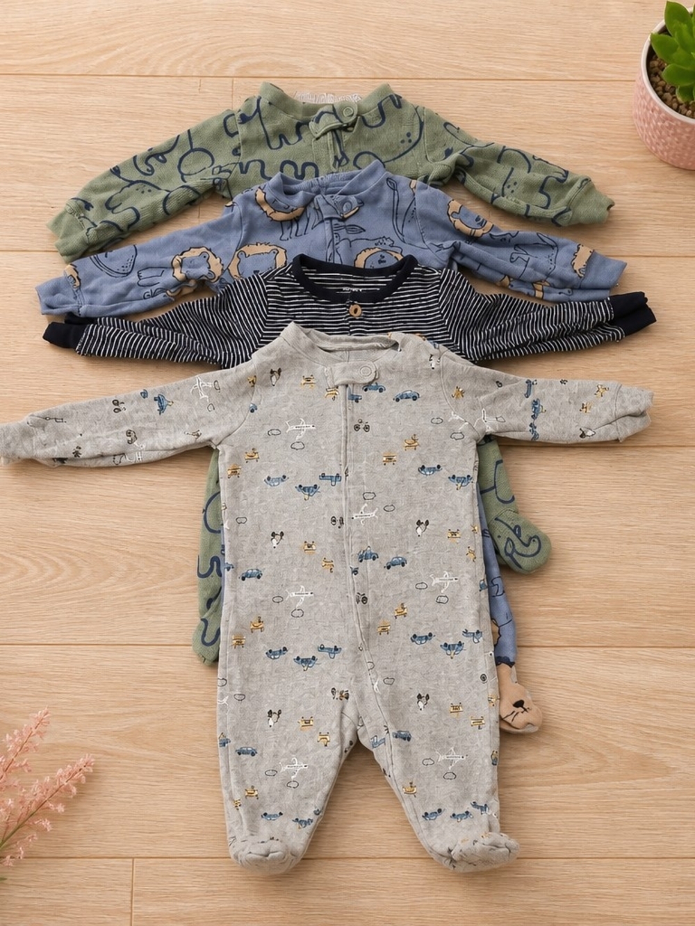 Carter's Baby Boy Sleeper Lot 4 Footed Sleep Play Pajamas 6M 9M Animals Zip Snap
